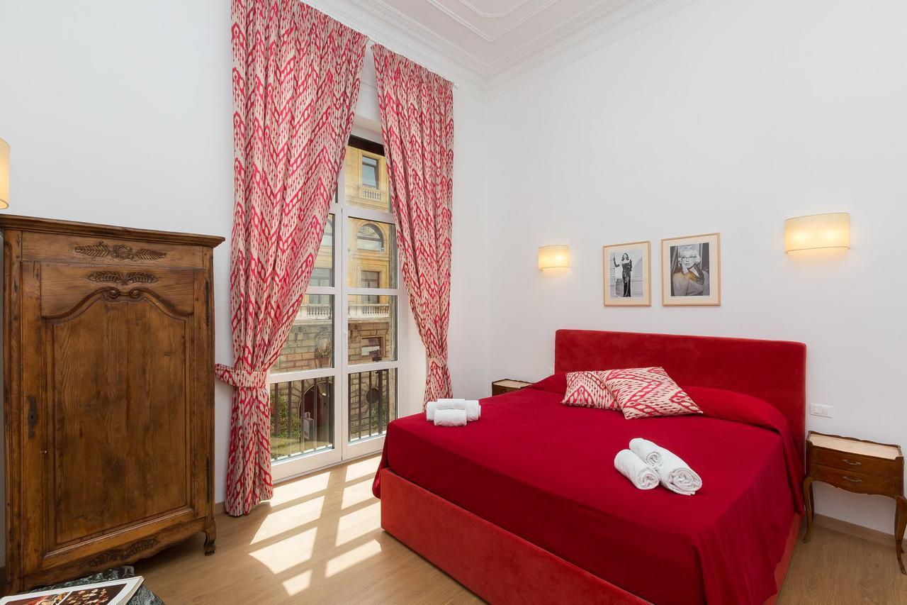 Prestigious Apartment Via Barberini Rome Exterior photo